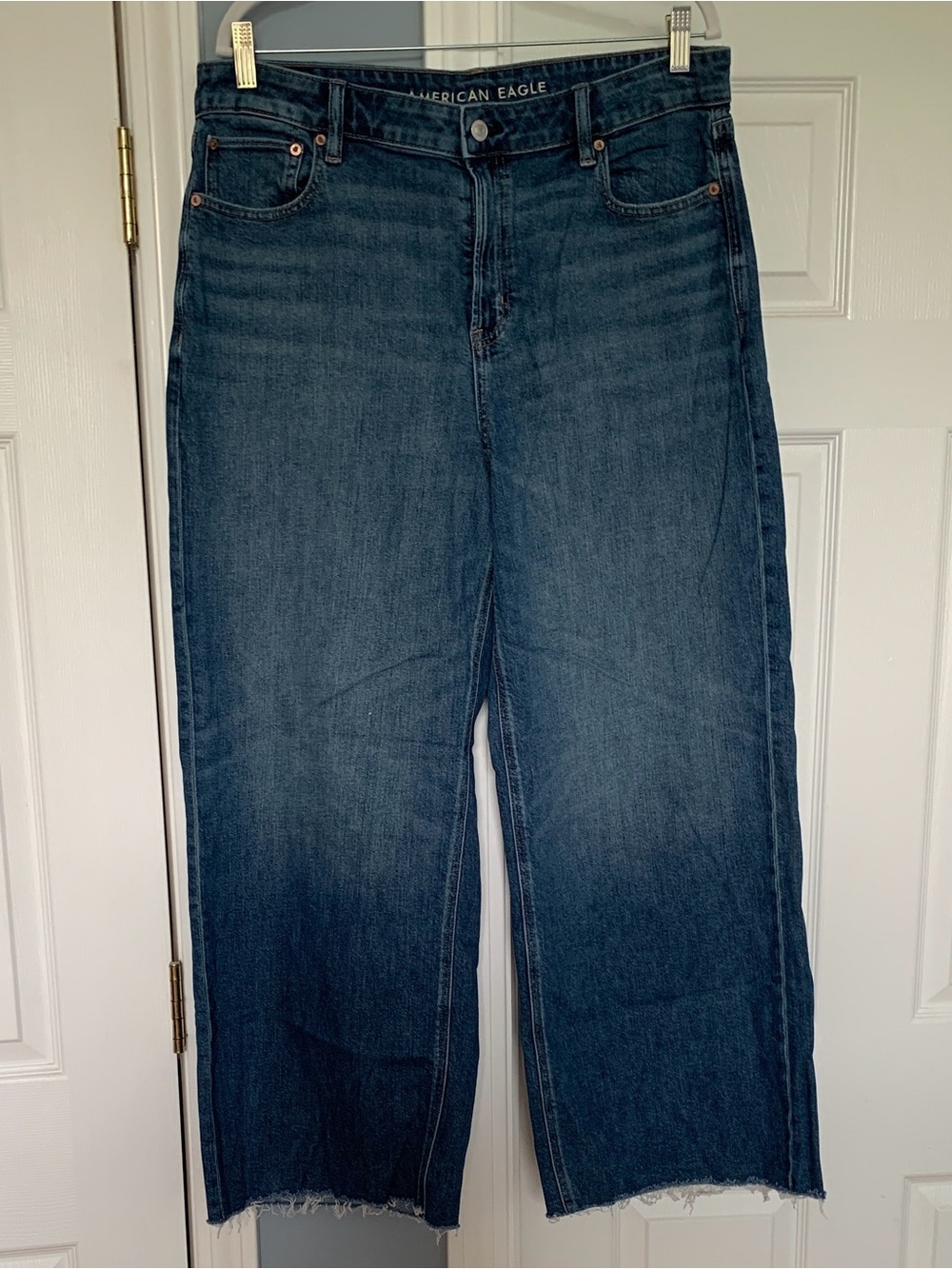 🌺AMERICAN EAGLE HIGH WAIST JEANS🌺 - Picture 2 of 15